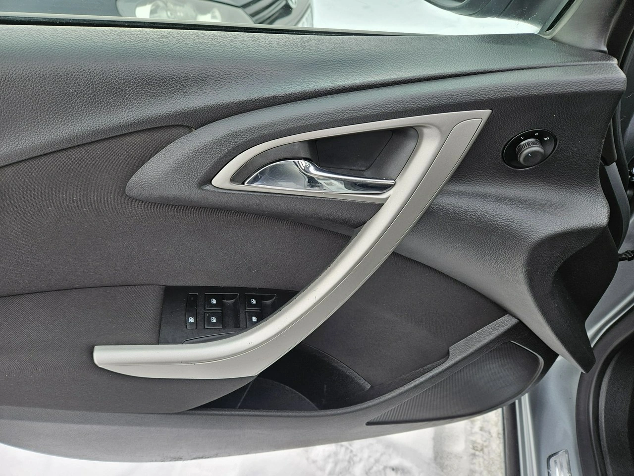 Opel Astra - Zdjęcie 12