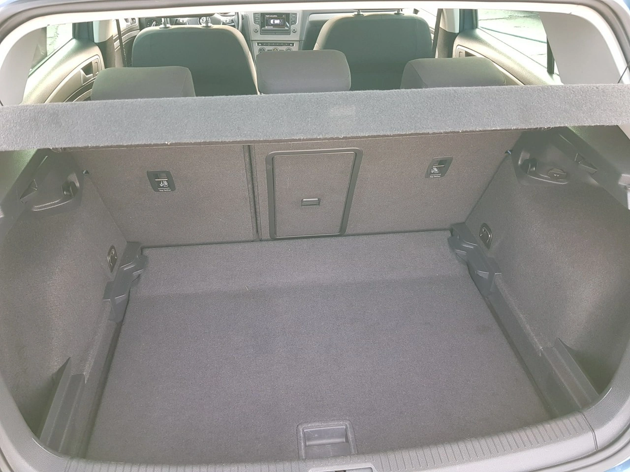Volkswagen Golf - Zdjęcie 13