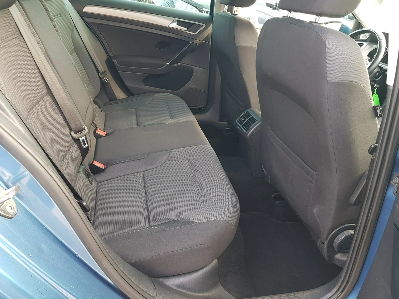 Volkswagen Golf - Zdjęcie 14