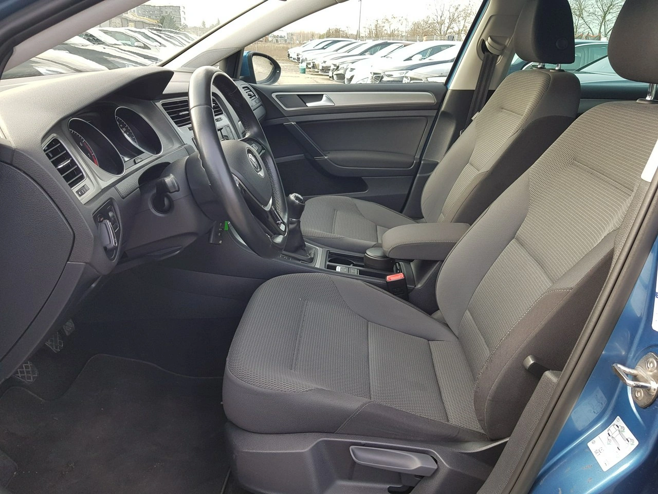 Volkswagen Golf - Zdjęcie 8