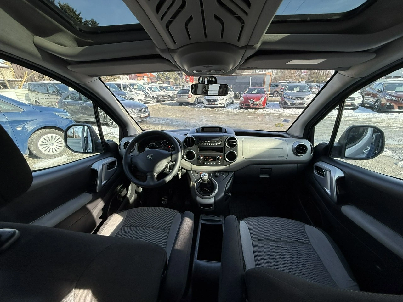 Peugeot Partner - Zdjęcie 21