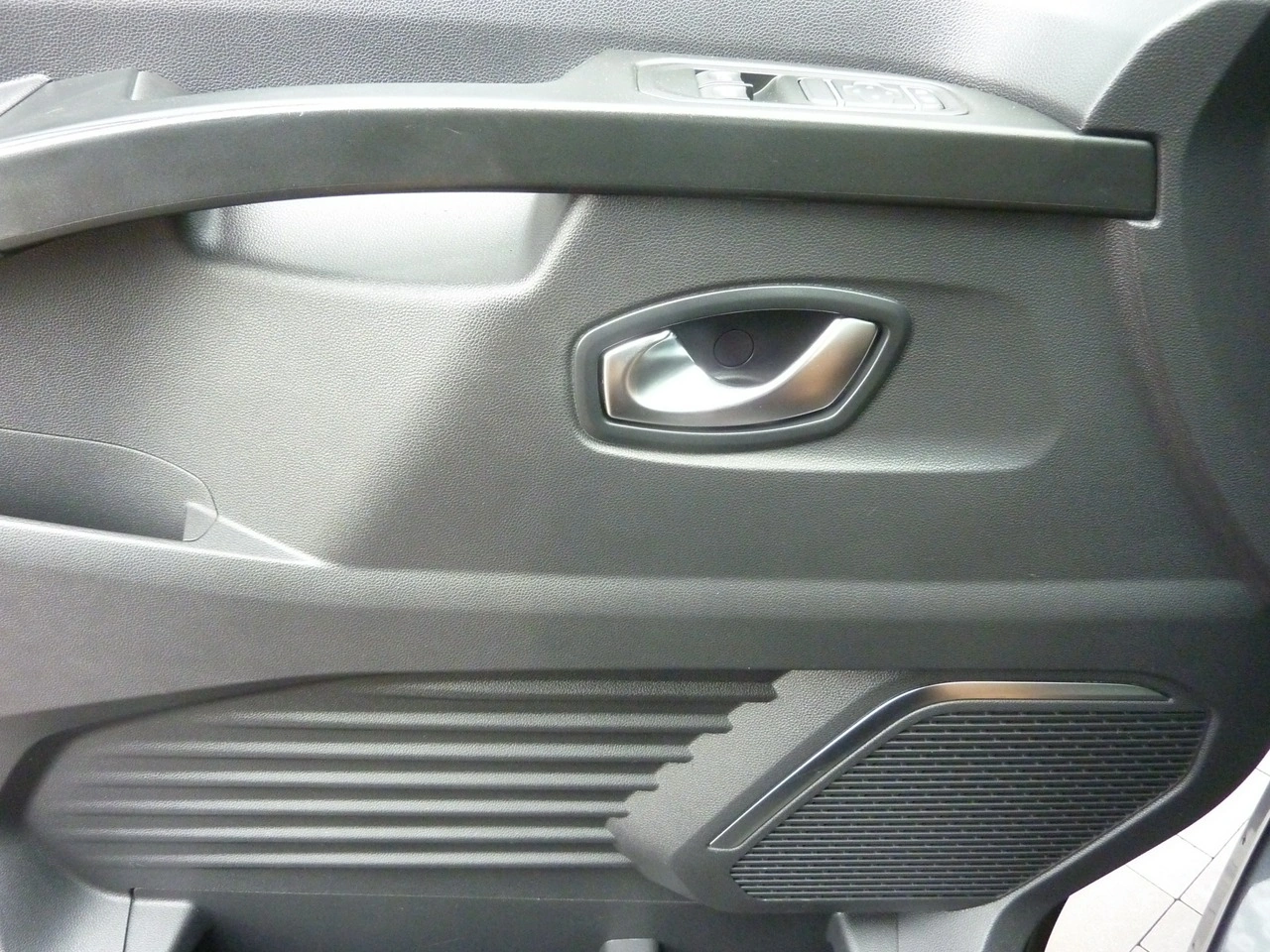 Renault Trafic - Zdjęcie 34
