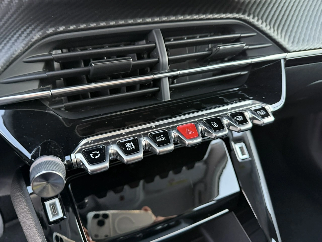 Peugeot 2008 - Zdjęcie 26