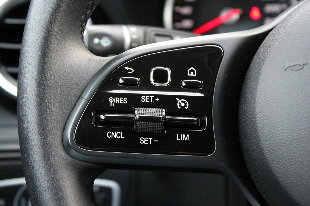 Mercedes C 200 - Zdjęcie 21