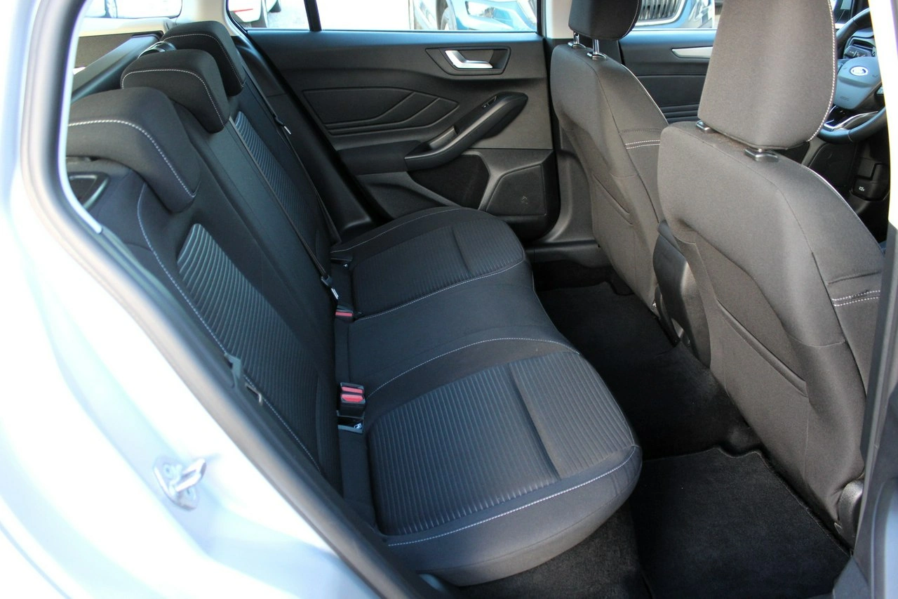Ford Focus - Zdjęcie 9