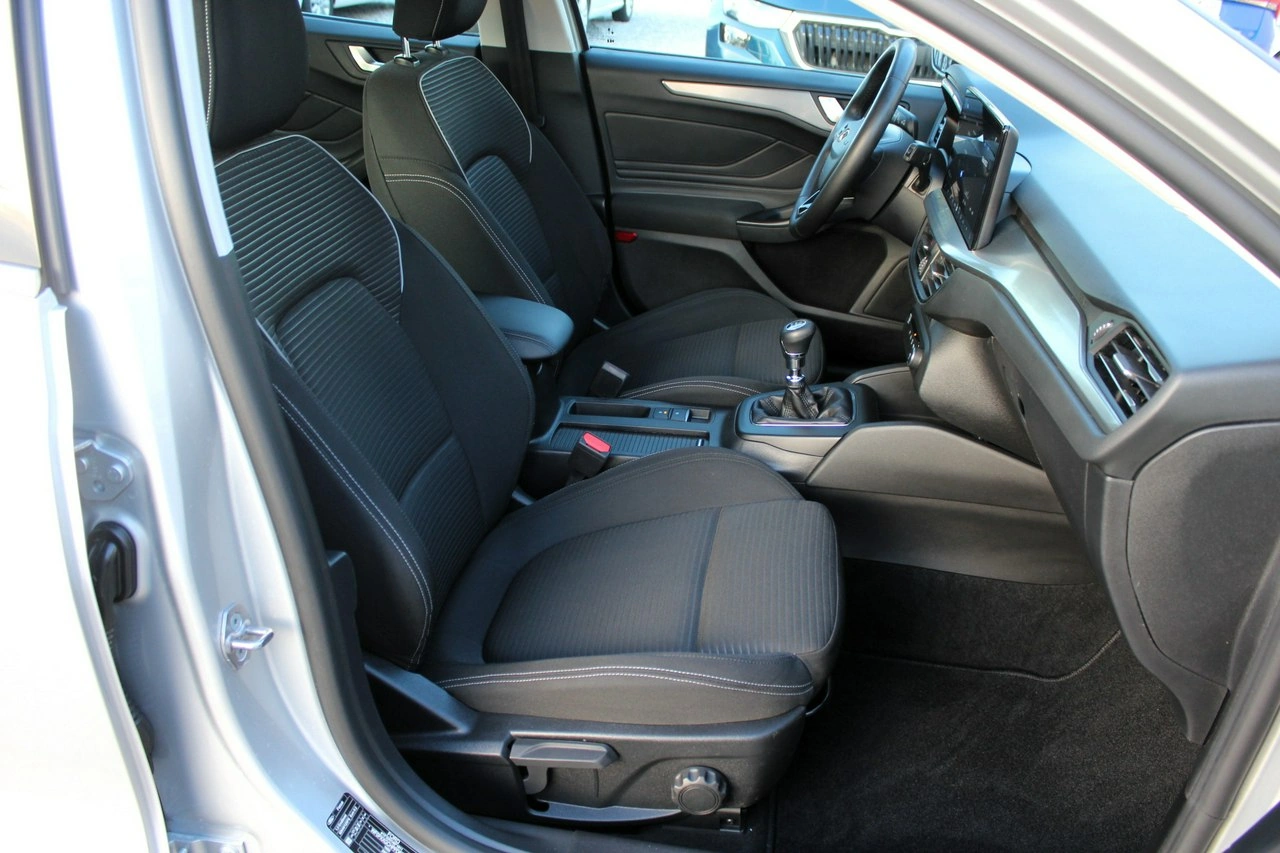Ford Focus - Zdjęcie 8