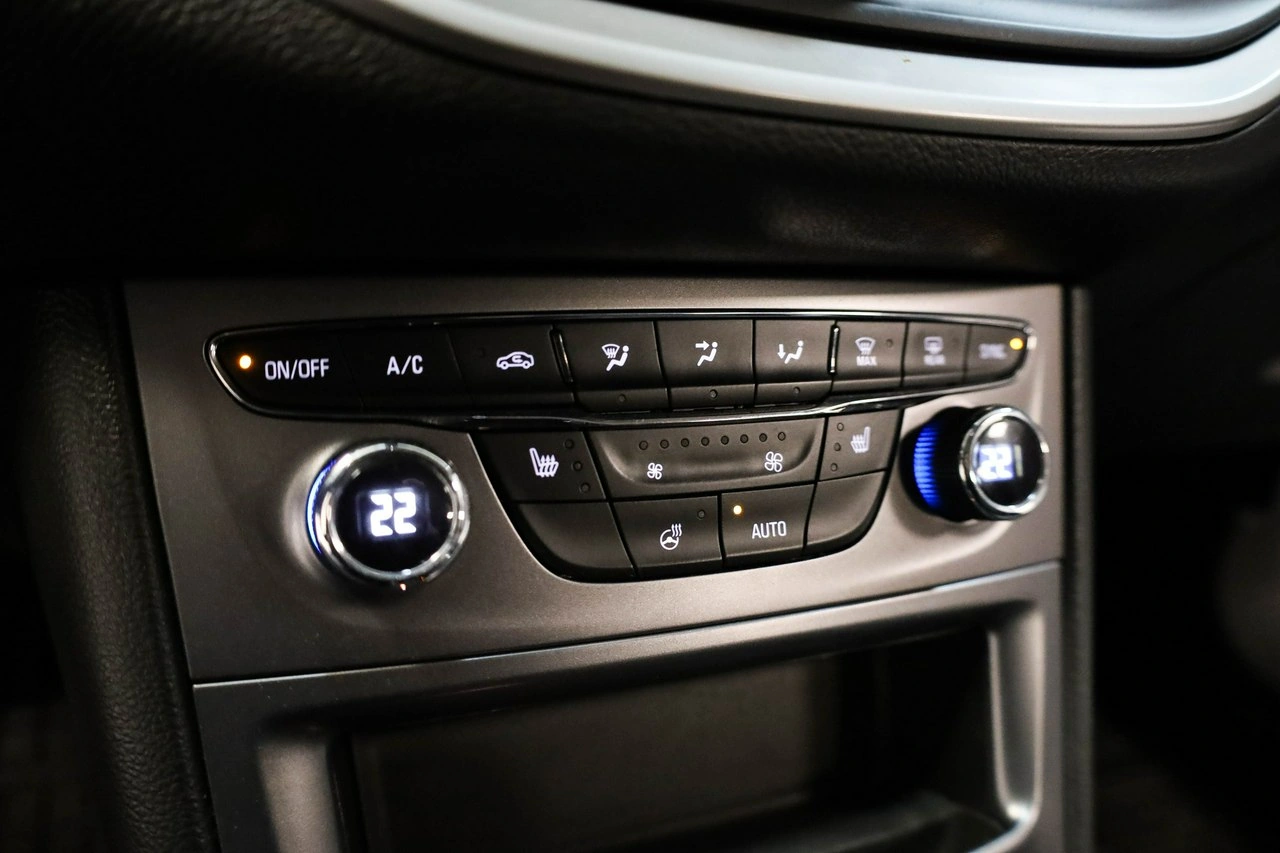 Opel Astra - Zdjęcie 18