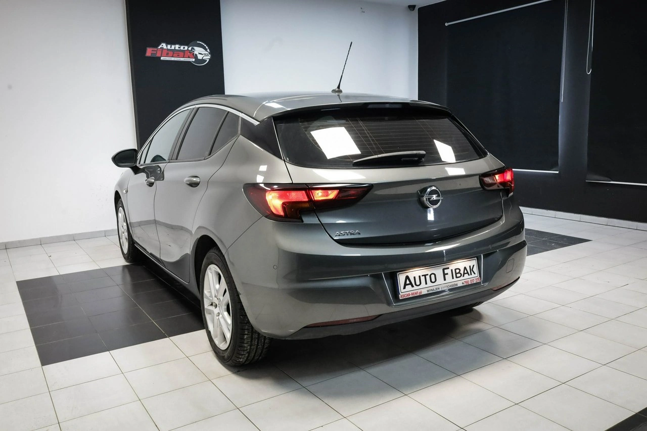 Opel Astra - Zdjęcie 7