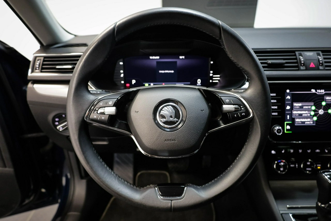 Skoda Superb - Zdjęcie 16