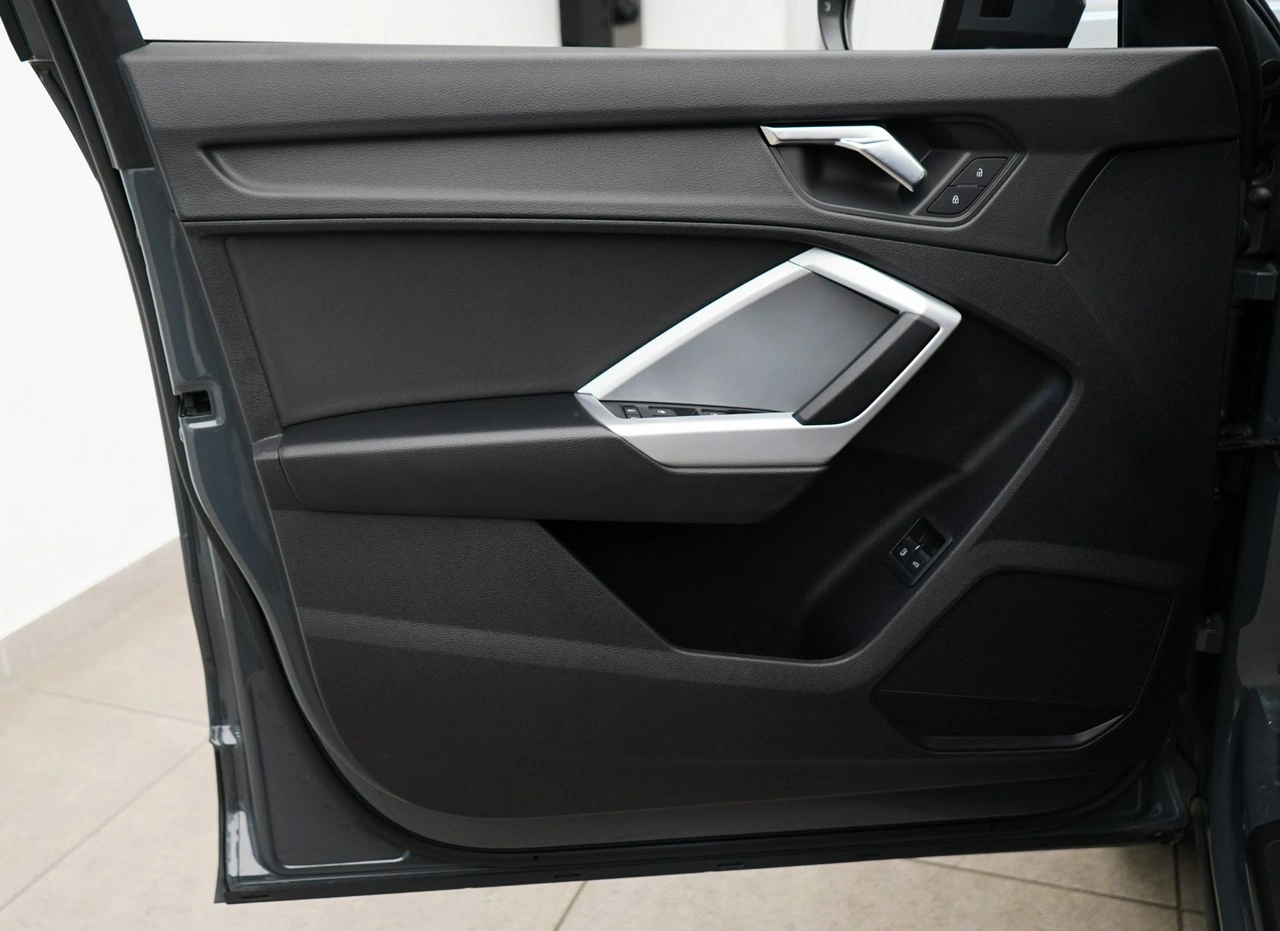 Audi Q3 - Zdjęcie 21