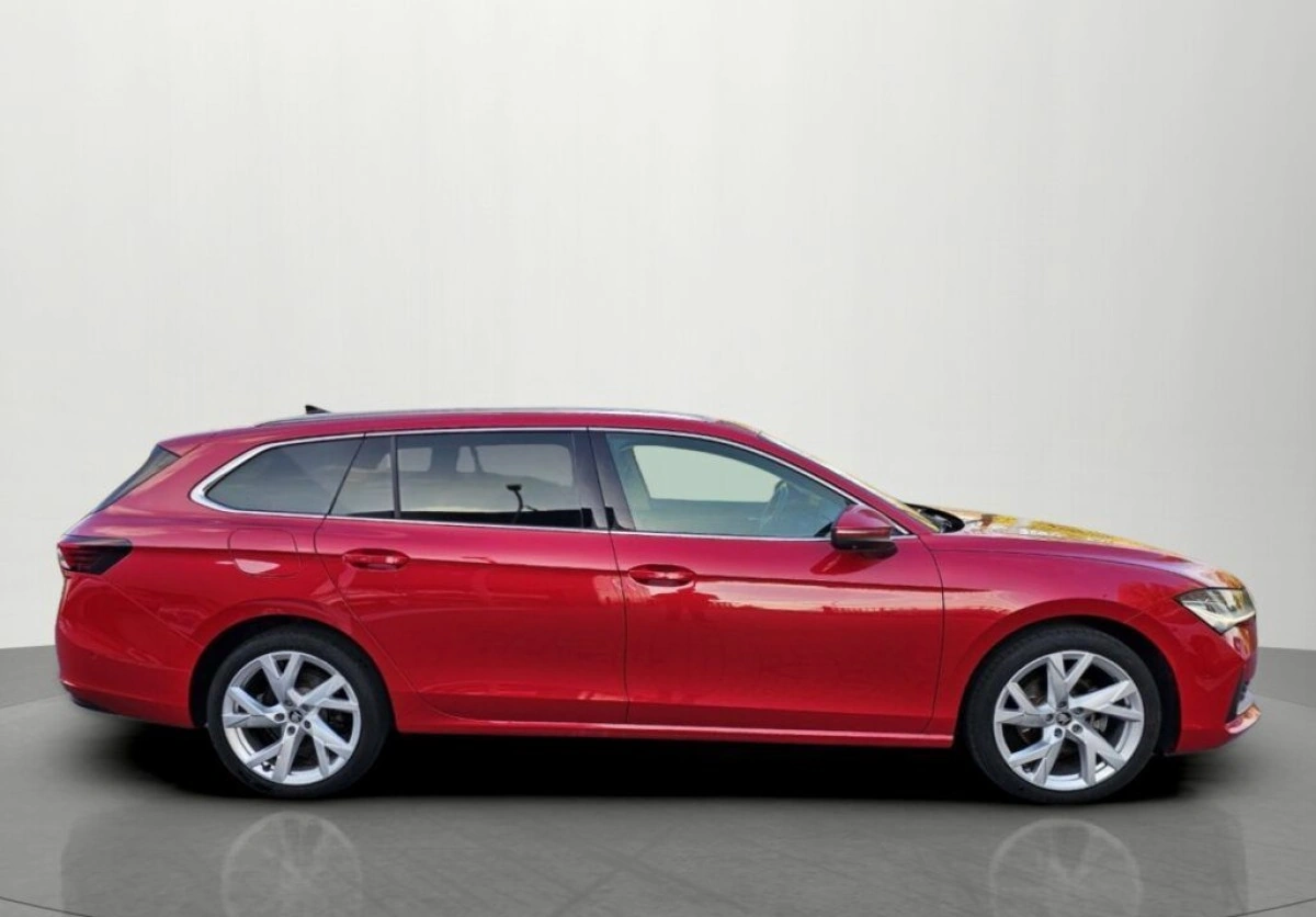 Skoda Superb - Zdjęcie 9