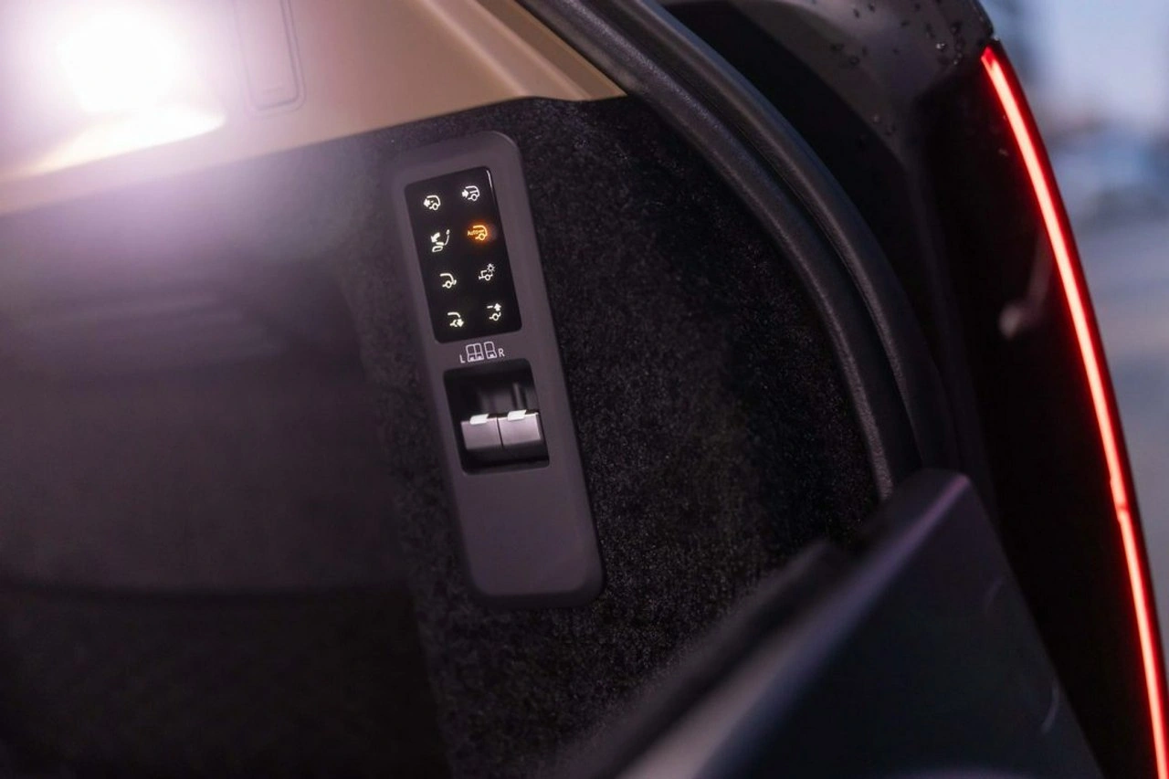 Land Rover Range Rover - Zdjęcie 21