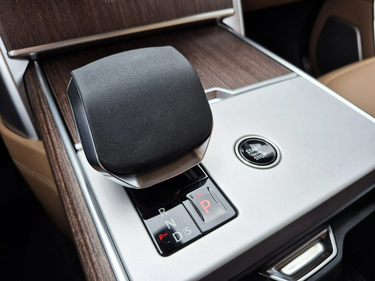 Land Rover Range Rover - Zdjęcie 34