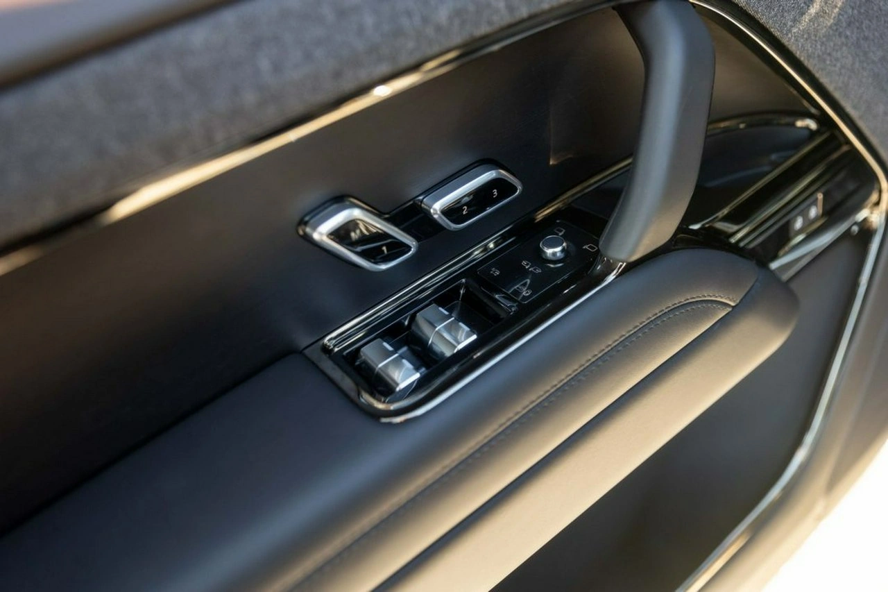 Land Rover Range Rover Sport - Zdjęcie 10