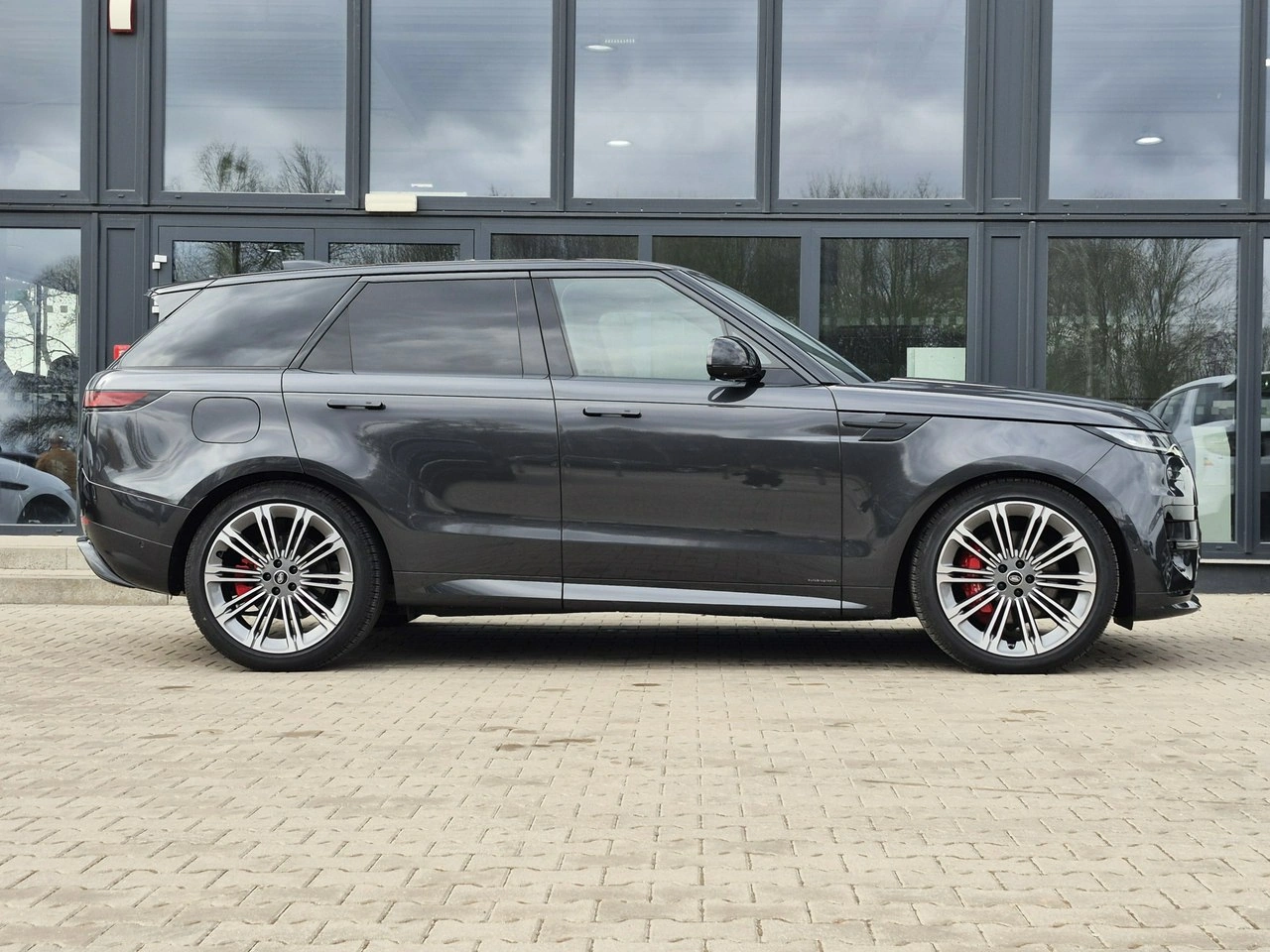 Land Rover Range Rover Sport - Zdjęcie 4