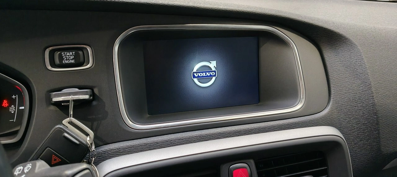 Volvo V40 - Zdjęcie 14