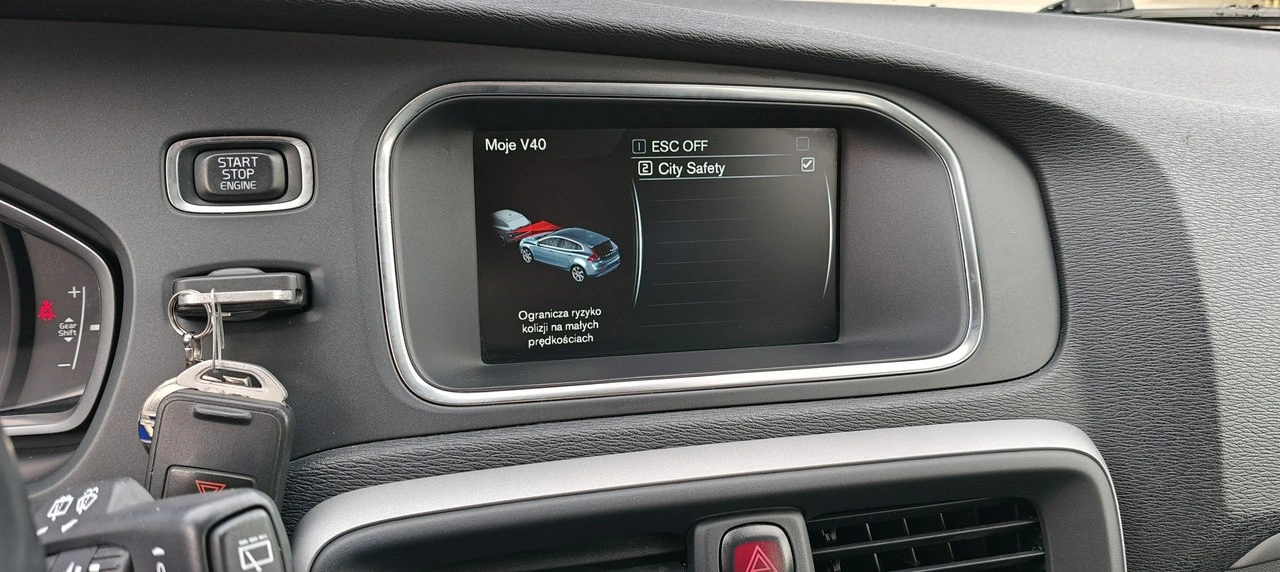 Volvo V40 - Zdjęcie 18