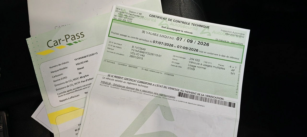 Volvo V40 - Zdjęcie 25