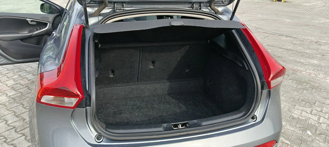 Volvo V40 - Zdjęcie 21