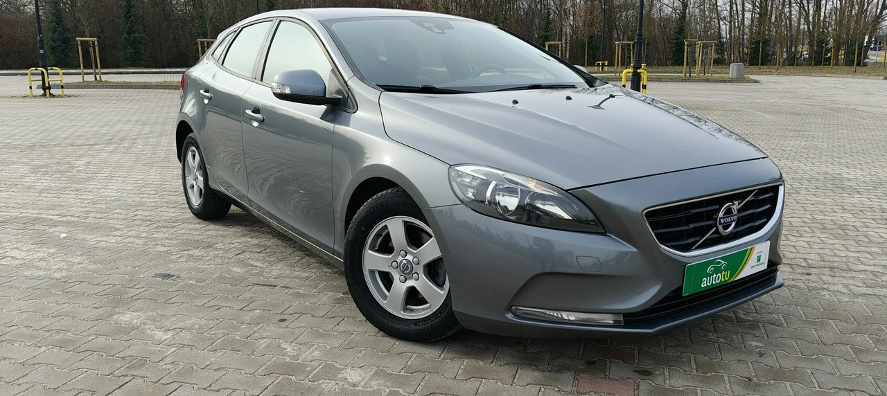 Volvo V40 - Zdjęcie 2