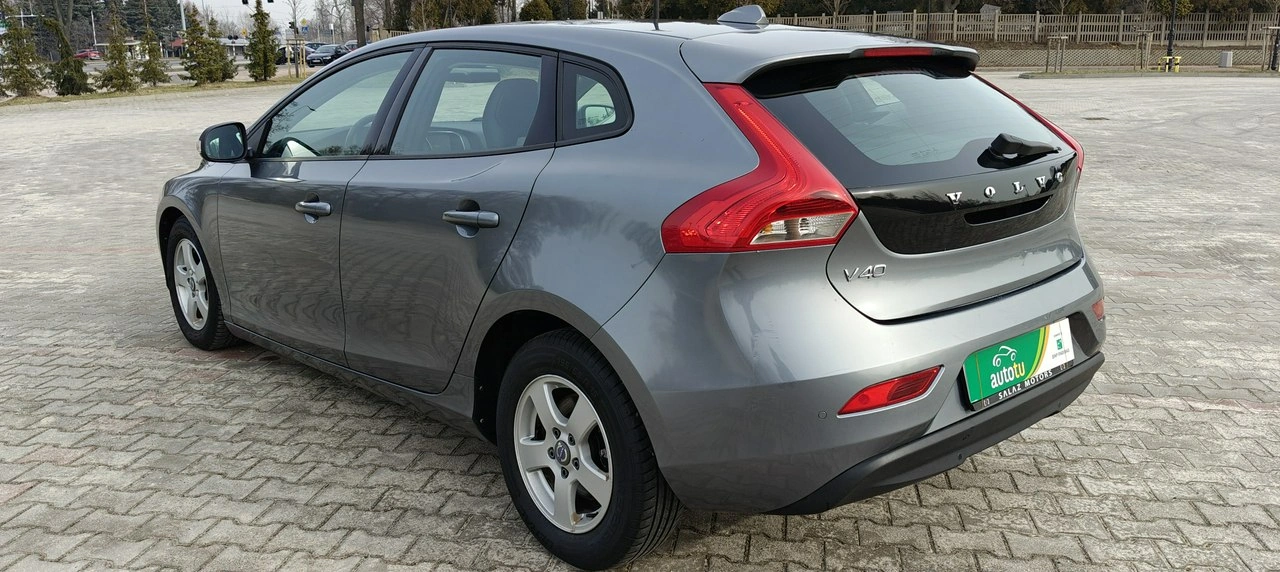 Volvo V40 - Zdjęcie 3