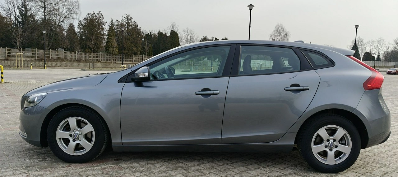 Volvo V40 - Zdjęcie 6