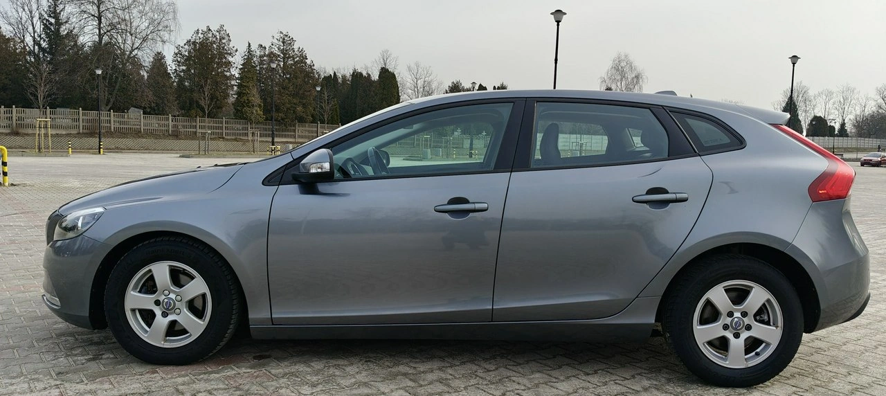 Volvo V40 - Zdjęcie 6