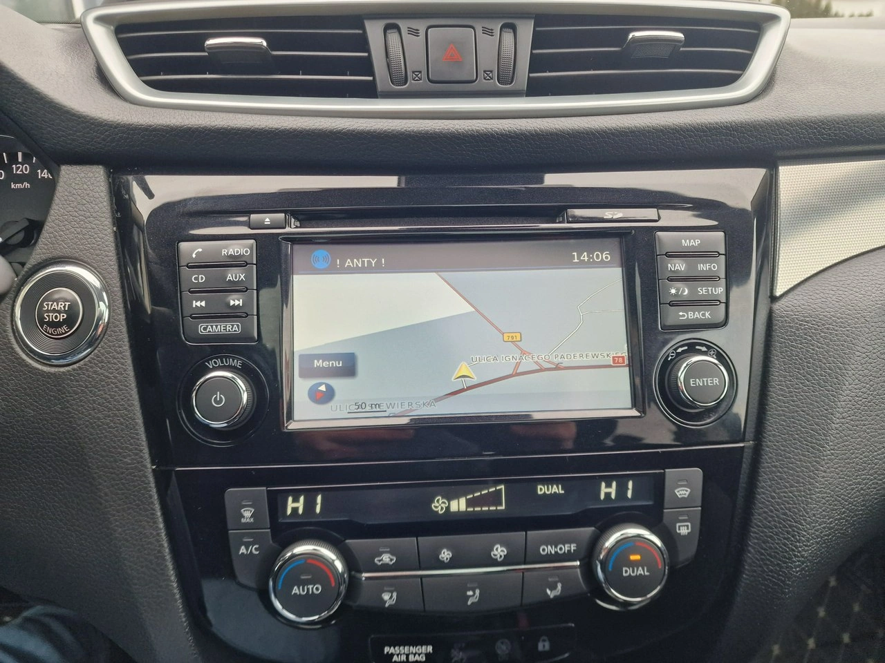 Nissan Qashqai - Zdjęcie 24