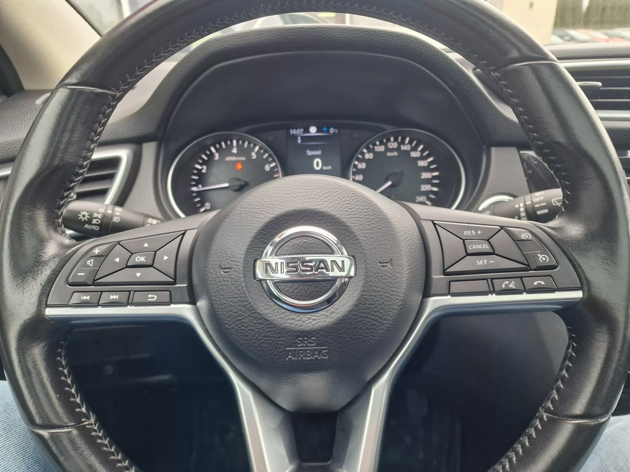 Nissan Qashqai - Zdjęcie 29