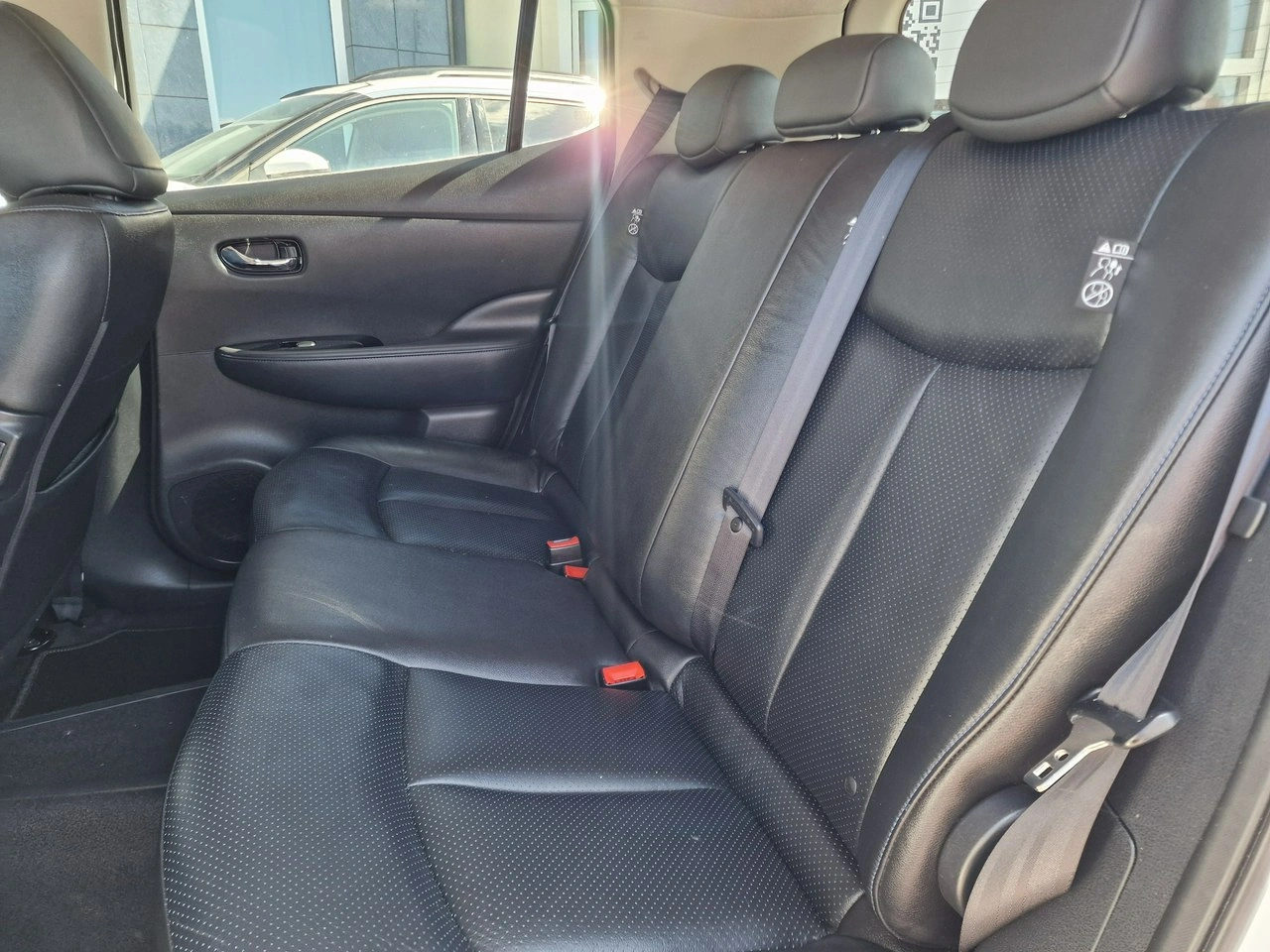 Nissan Leaf - Zdjęcie 15