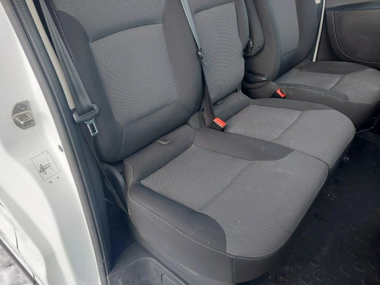 Renault Trafic - Zdjęcie 15