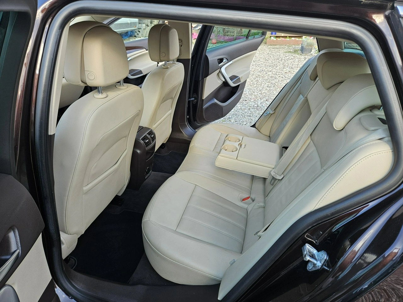 Opel Insignia - Zdjęcie 8