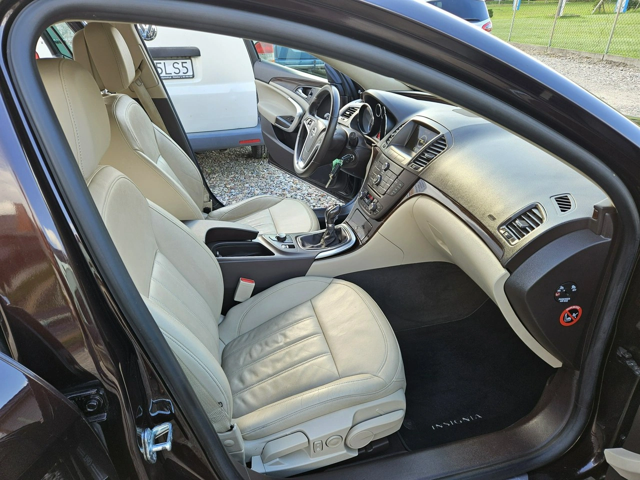Opel Insignia - Zdjęcie 9