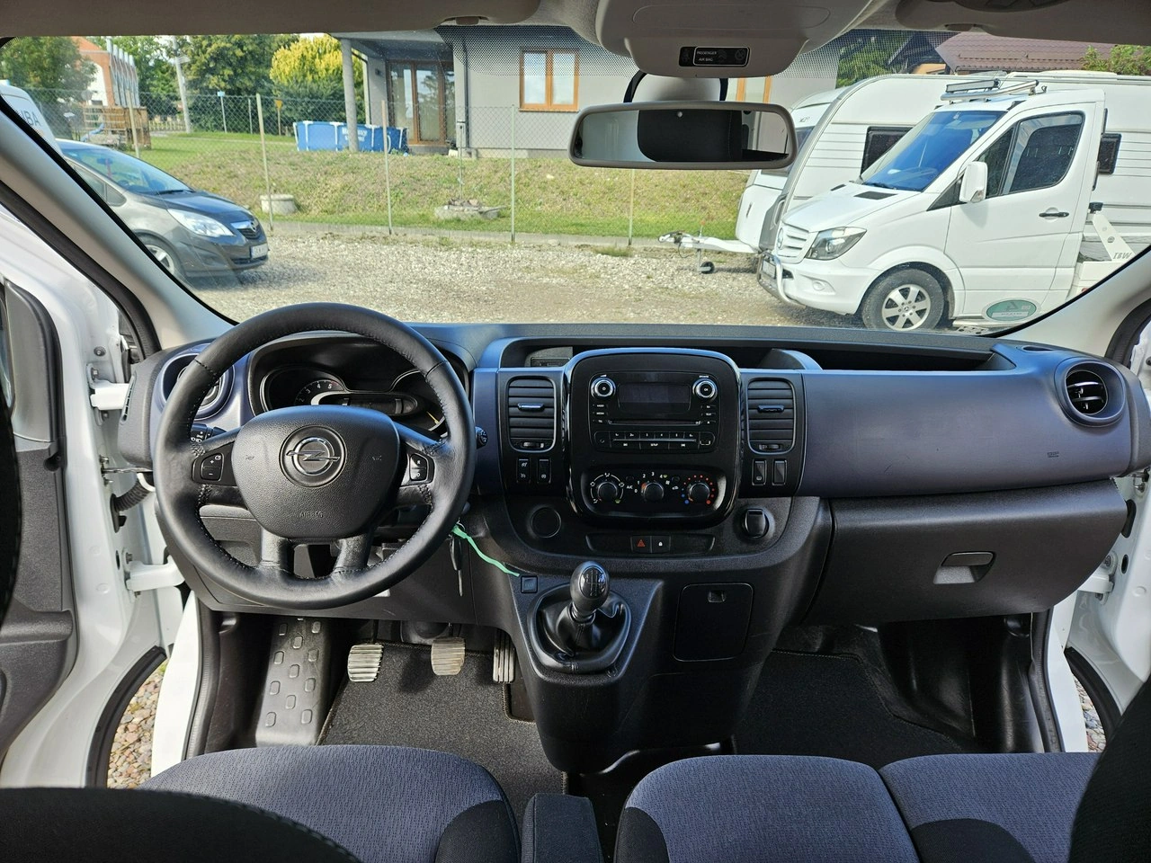 Opel Vivaro - Zdjęcie 9