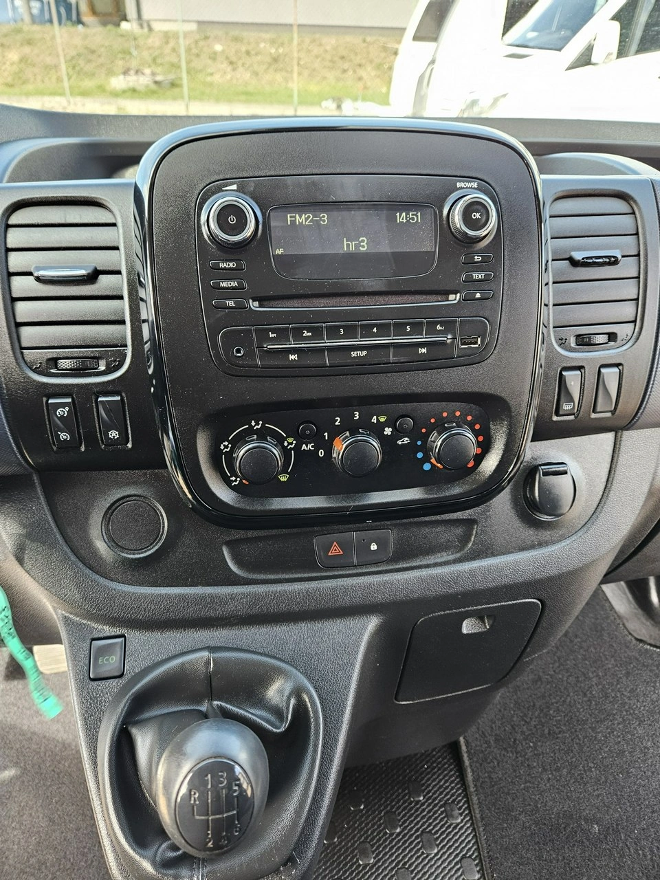 Opel Vivaro - Zdjęcie 15