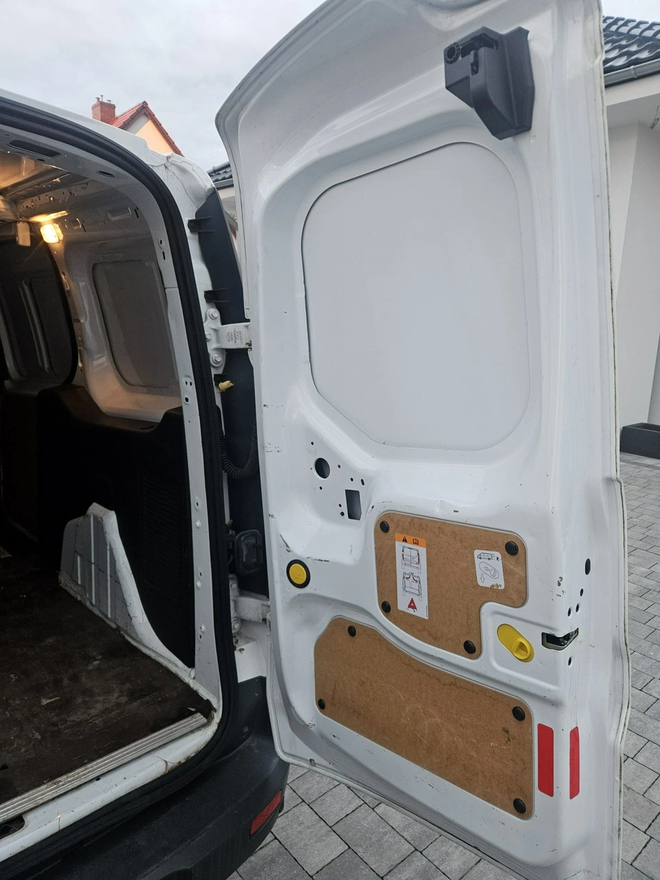 Ford Transit Connect - Zdjęcie 17