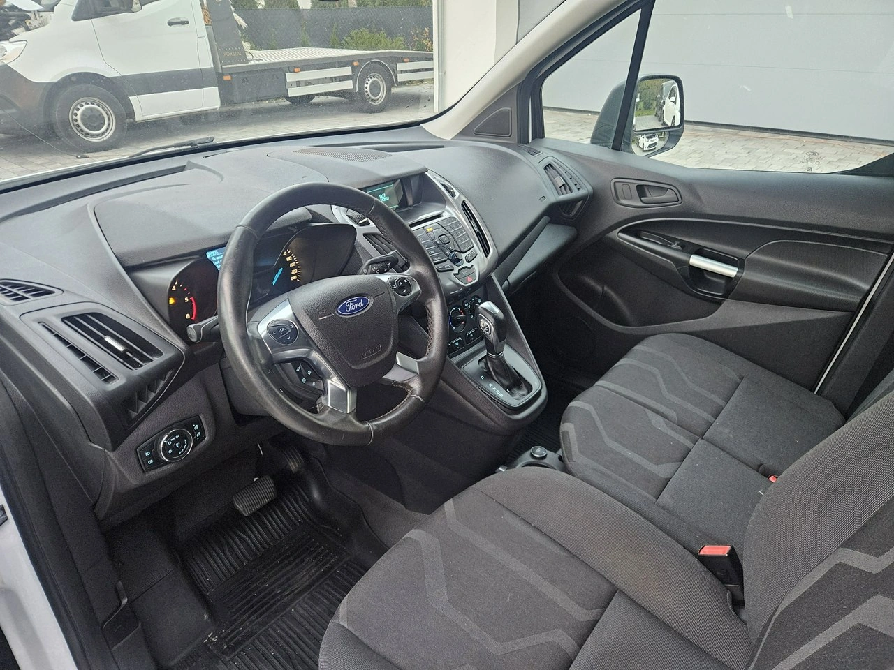 Ford Transit Connect - Zdjęcie 19