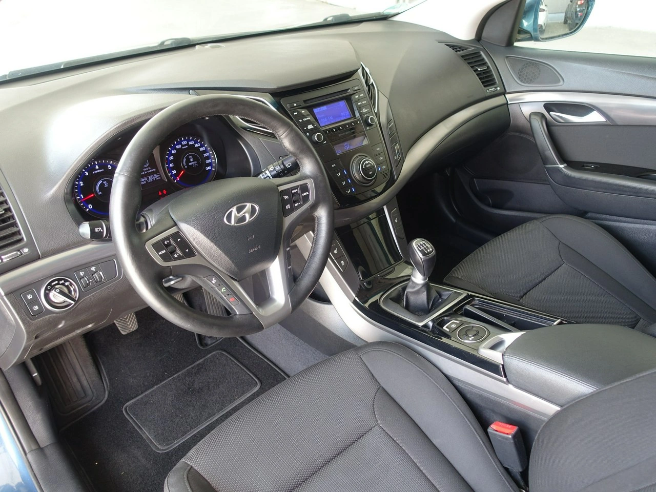 Hyundai i40 - Zdjęcie 12