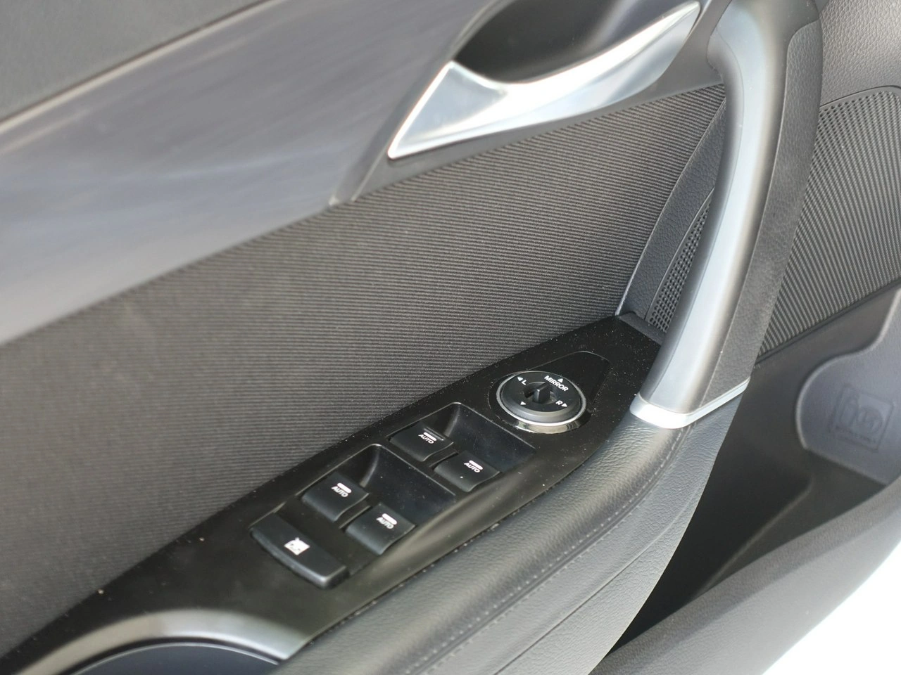 Hyundai i40 - Zdjęcie 16