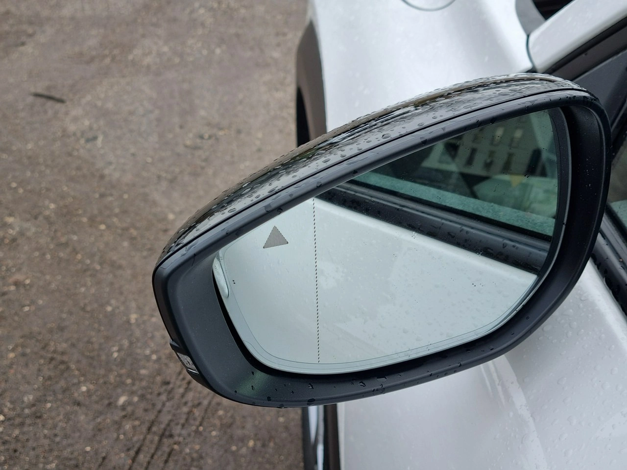 Mazda MX-30 - Zdjęcie 13