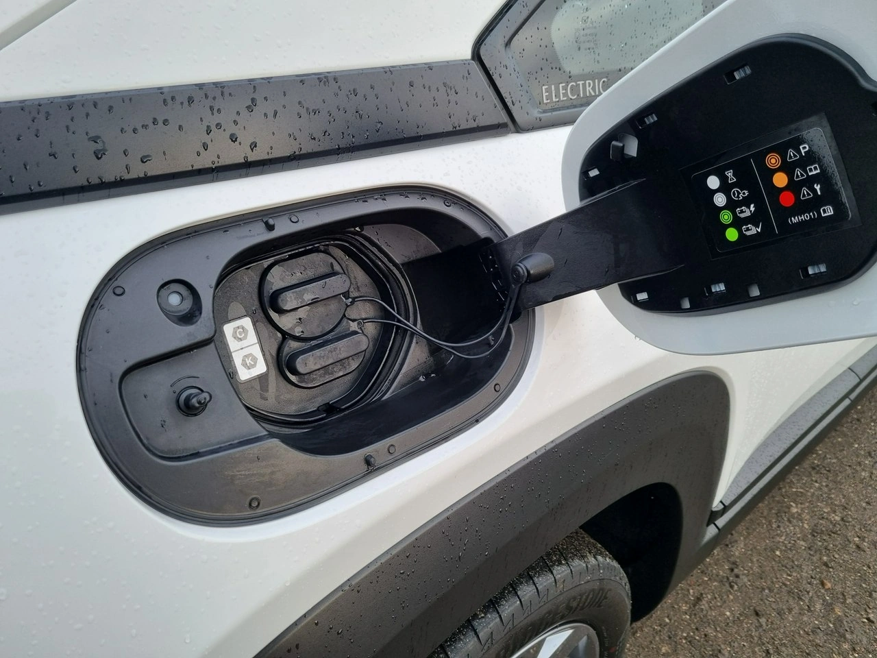 Mazda MX-30 - Zdjęcie 12