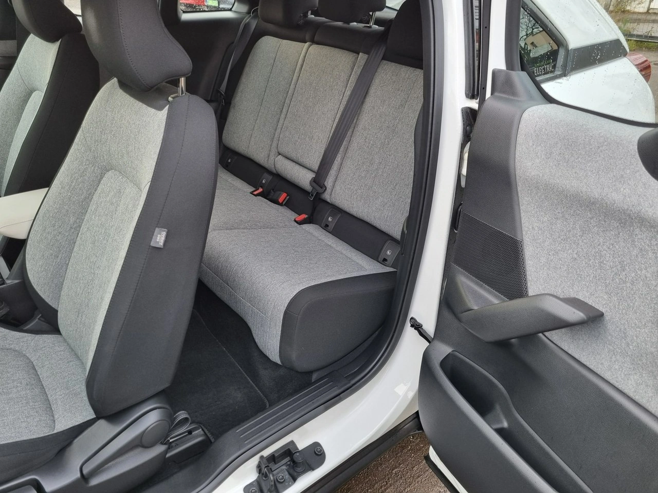 Mazda MX-30 - Zdjęcie 15