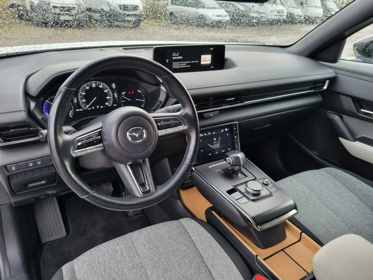 Mazda MX-30 - Zdjęcie 21