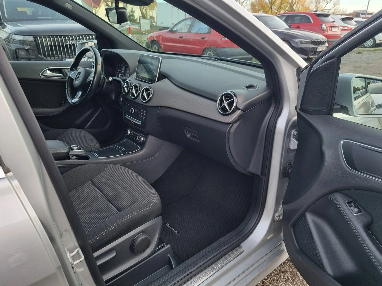 Mercedes B 250 - Zdjęcie 10