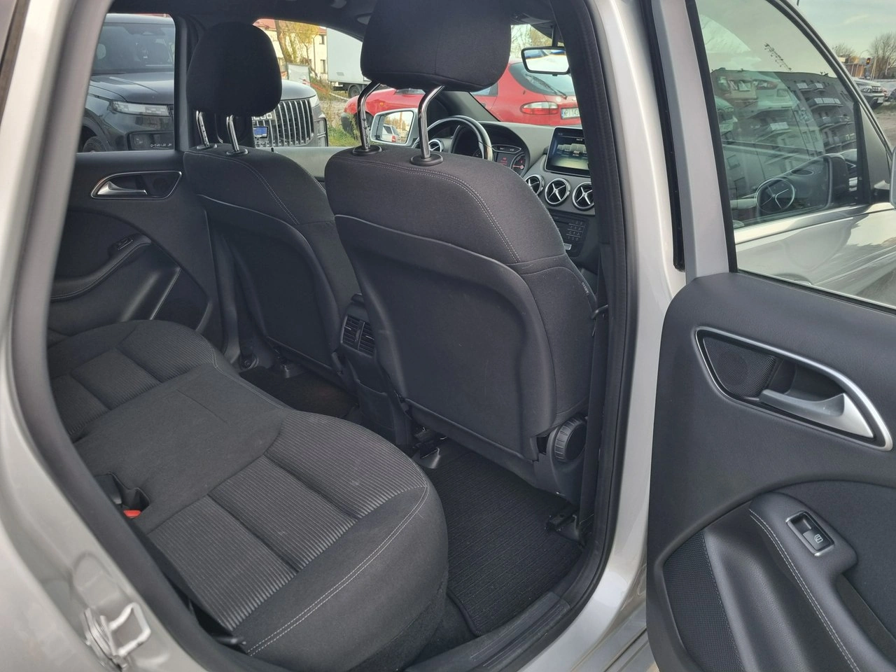 Mercedes B 250 - Zdjęcie 11