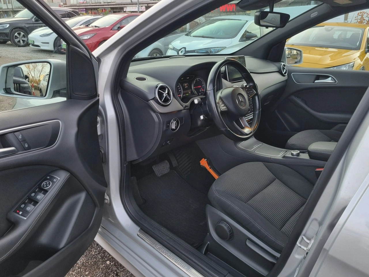 Mercedes B 250 - Zdjęcie 8