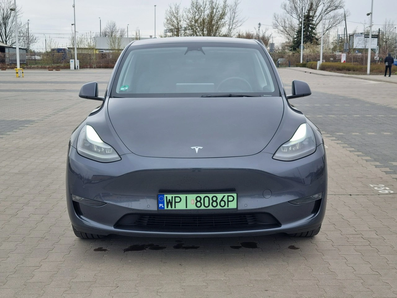 Tesla Y - Zdjęcie 7