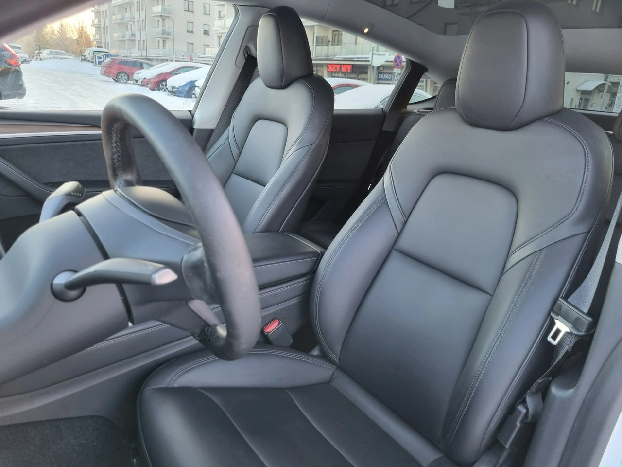 Tesla Y - Zdjęcie 17