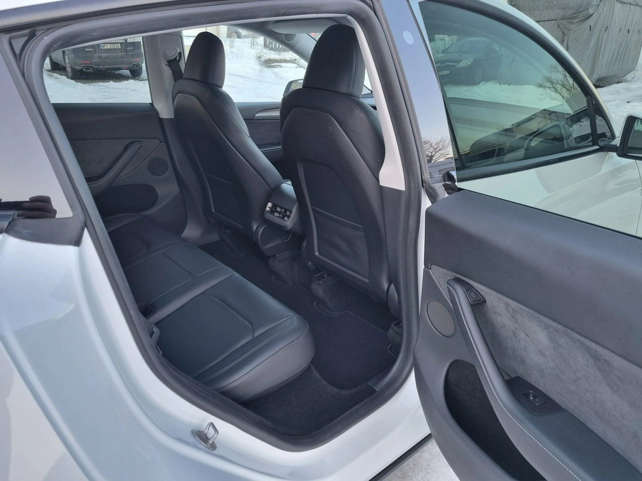 Tesla Y - Zdjęcie 22