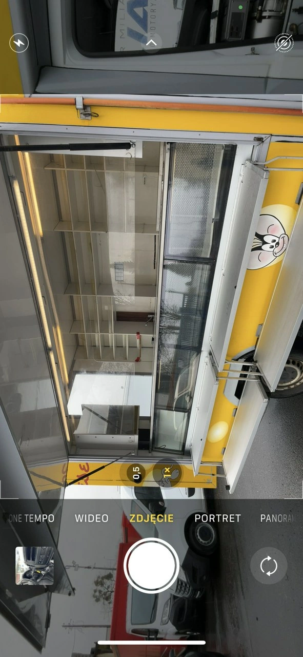 Mercedes Sprinter - Zdjęcie 9